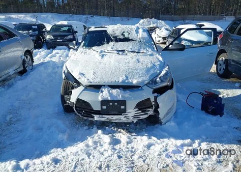 2013 Hyundai Veloster Base W/Gray z USA, uszkodzony, nr VIN KMHTC6AD7DU100650